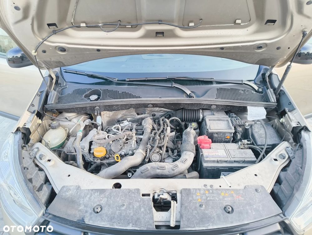 Dacia Lodgy 1.3 TCe Laureate S&S - 9