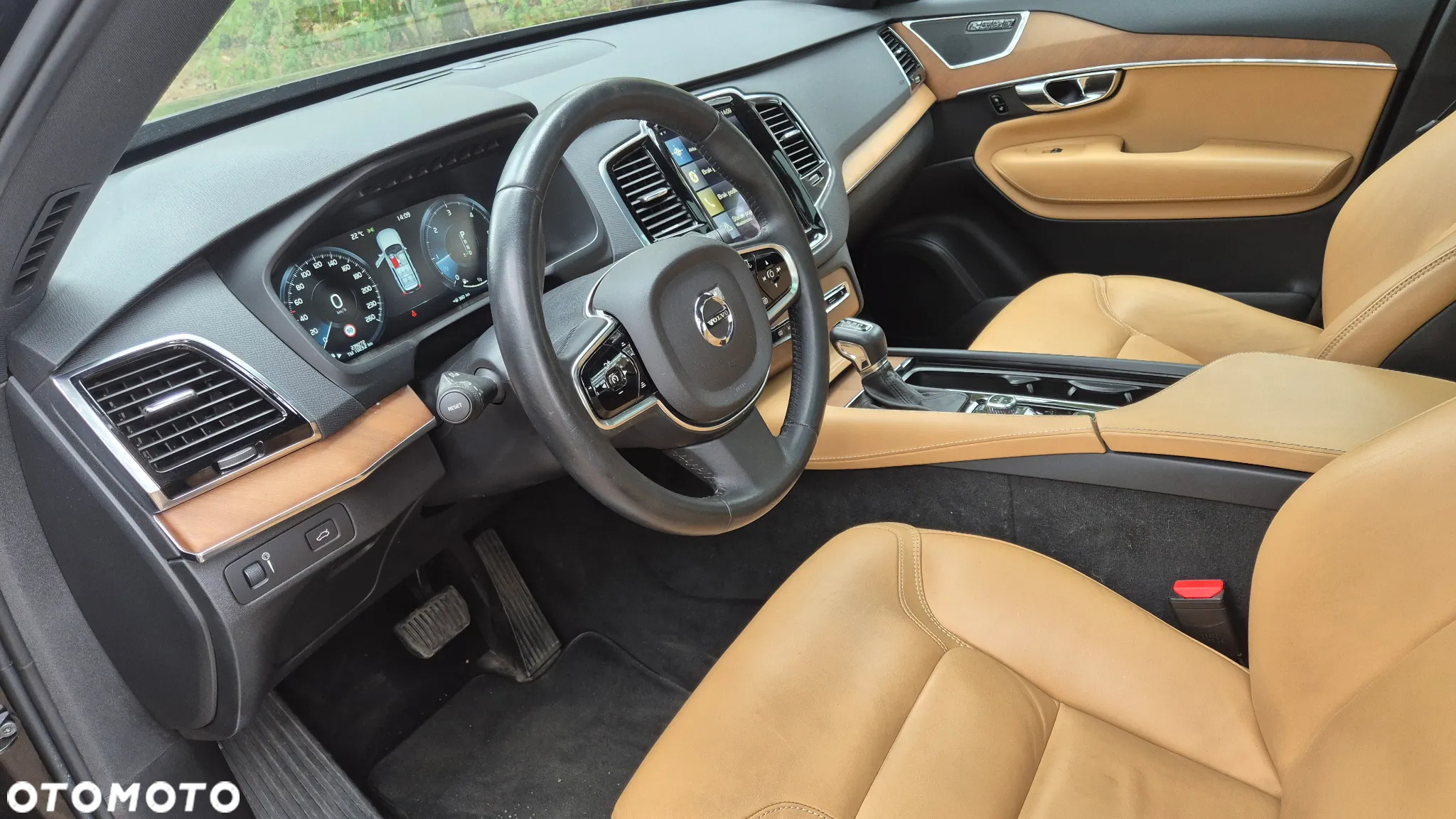 Volvo XC 90 D5 AWD Geartronic Inscription - 8