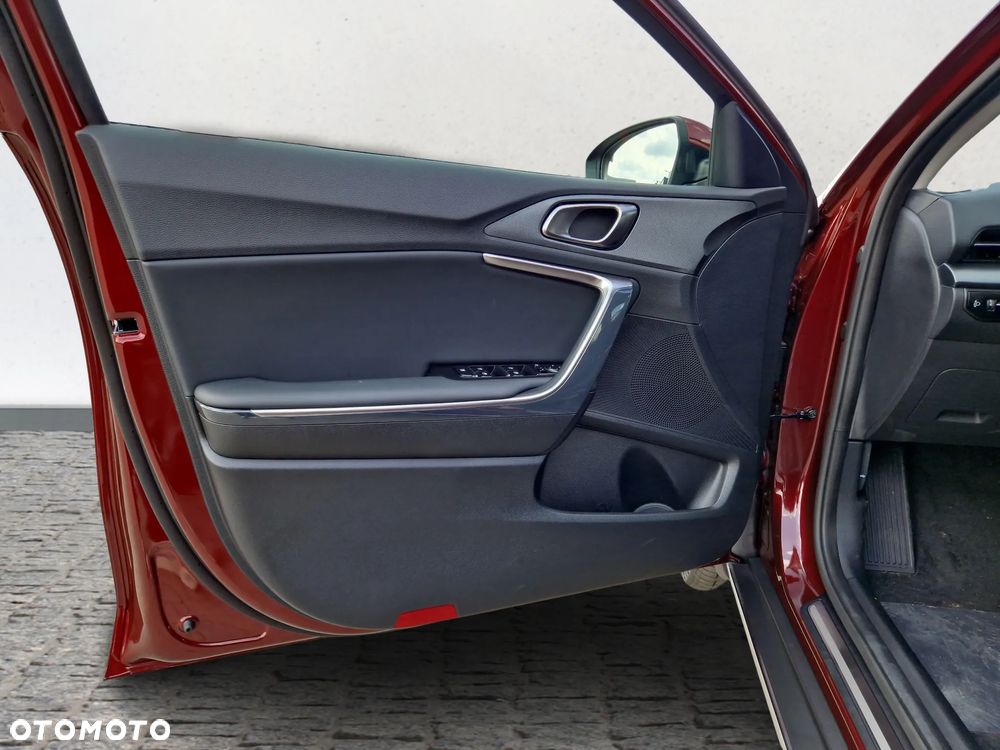 Kia XCeed 1.6 T-GDI M DCT - 11