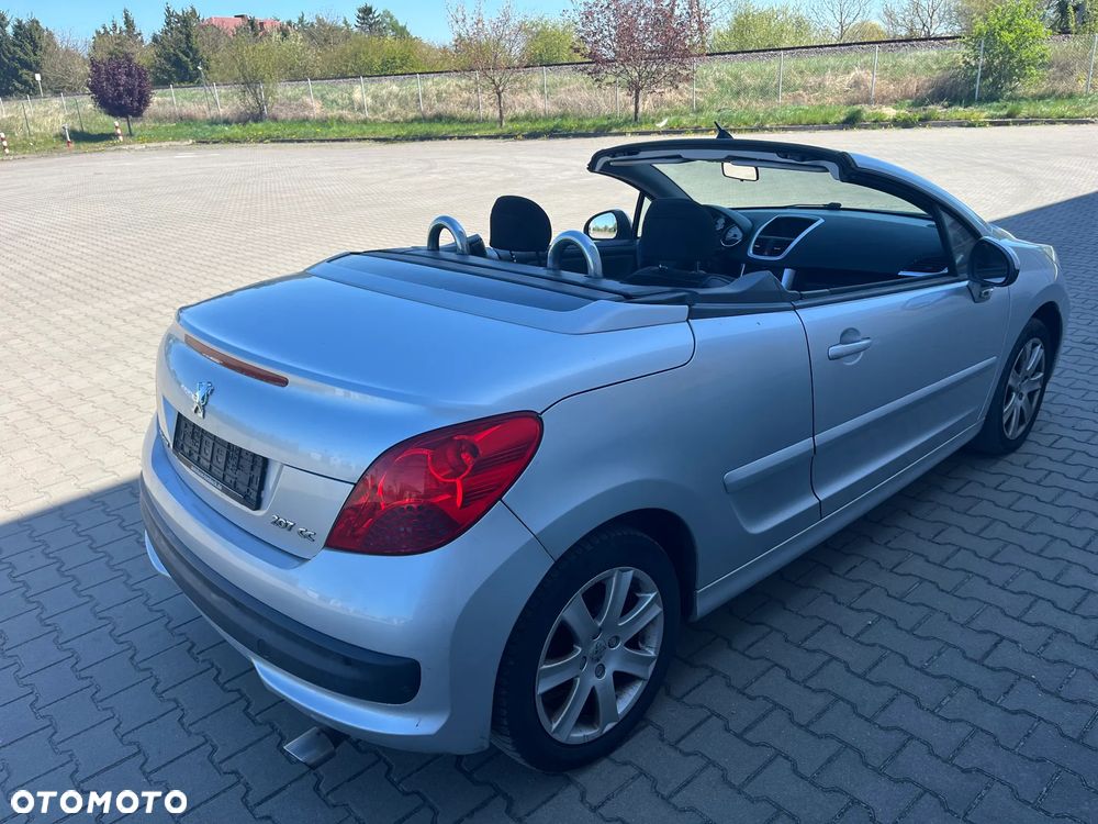 Peugeot 207 CC - 4