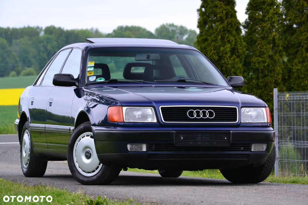 Audi 100 2.6 E - 1