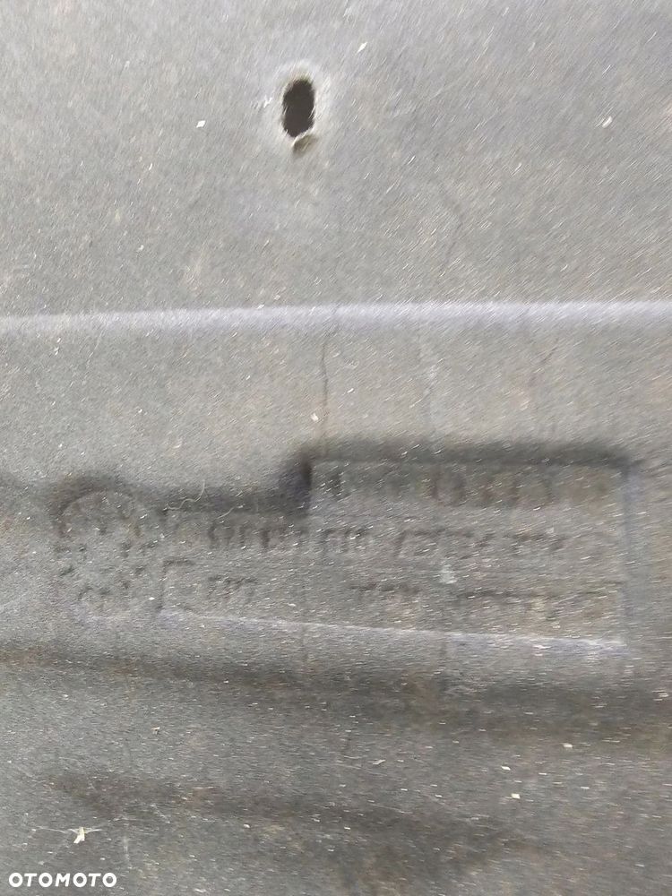 WYGŁUSZENIE MASKI AUDI A5 8T 8T0863825 - 3