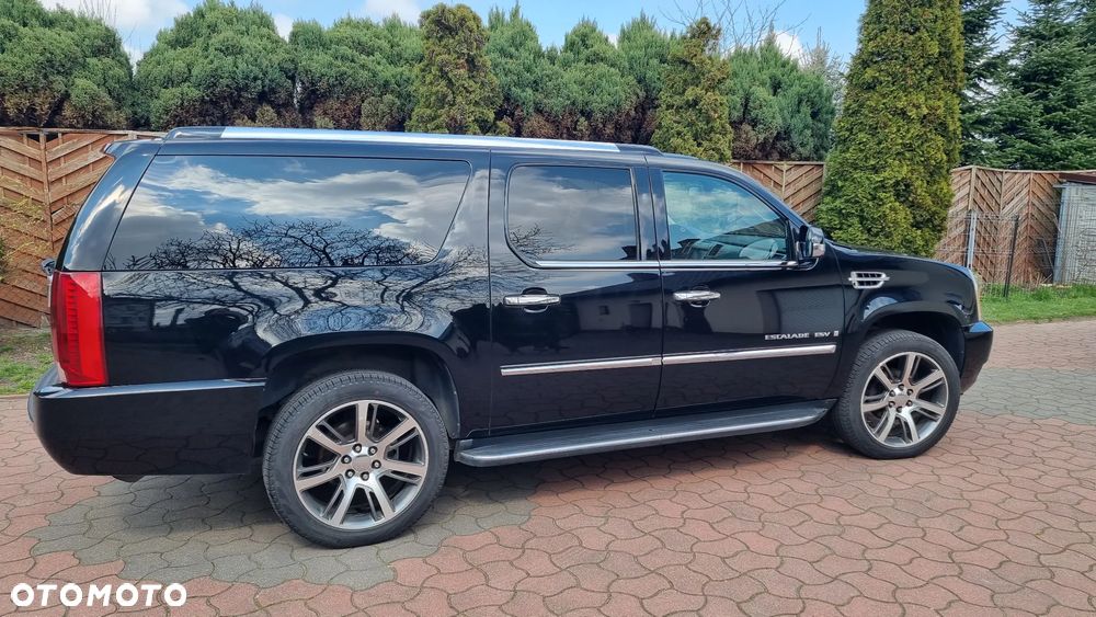 Cadillac Escalade 6.2 V8 Sport Luxury - 4