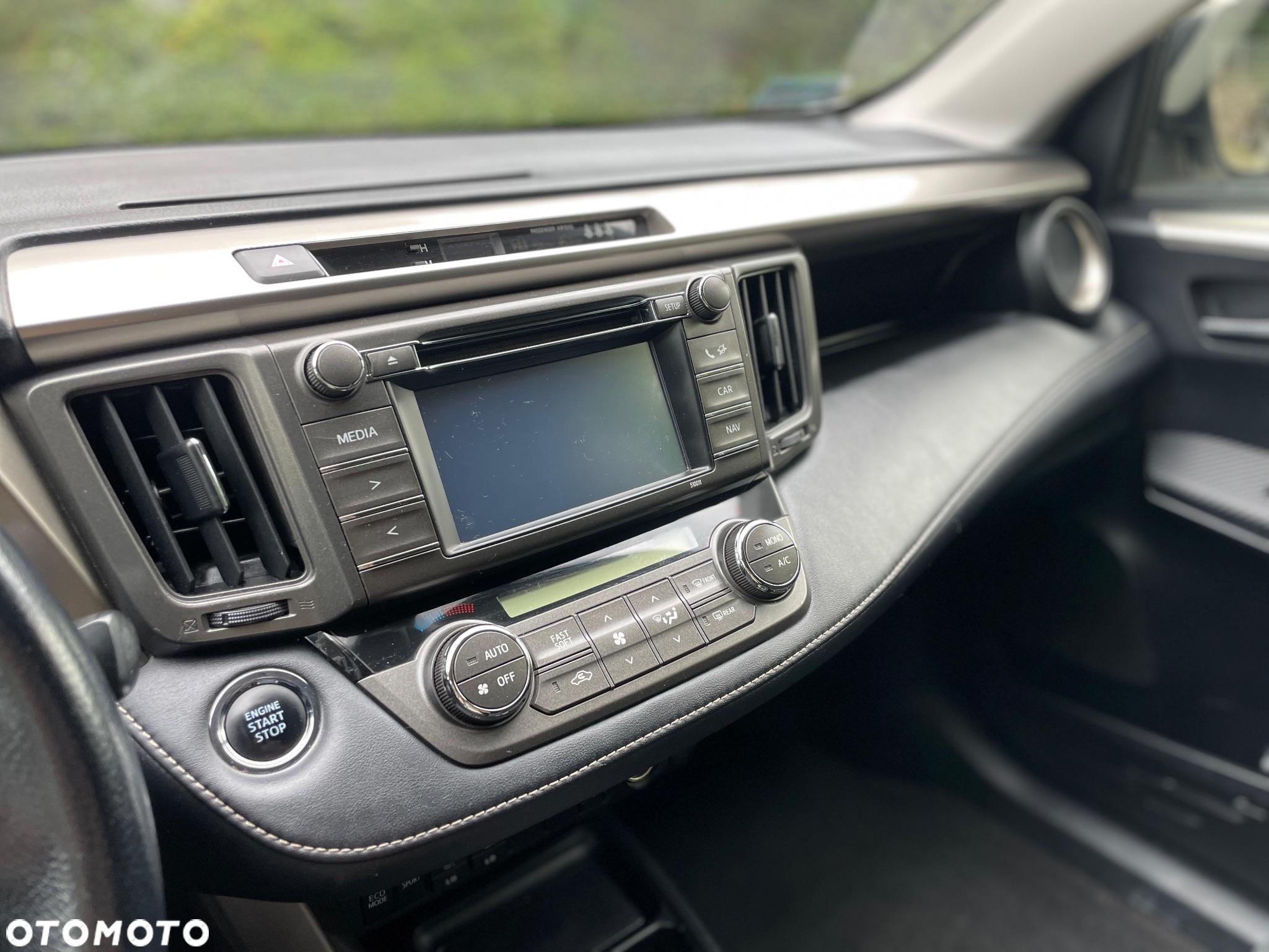Toyota RAV4 2.0 Premium MS - 10