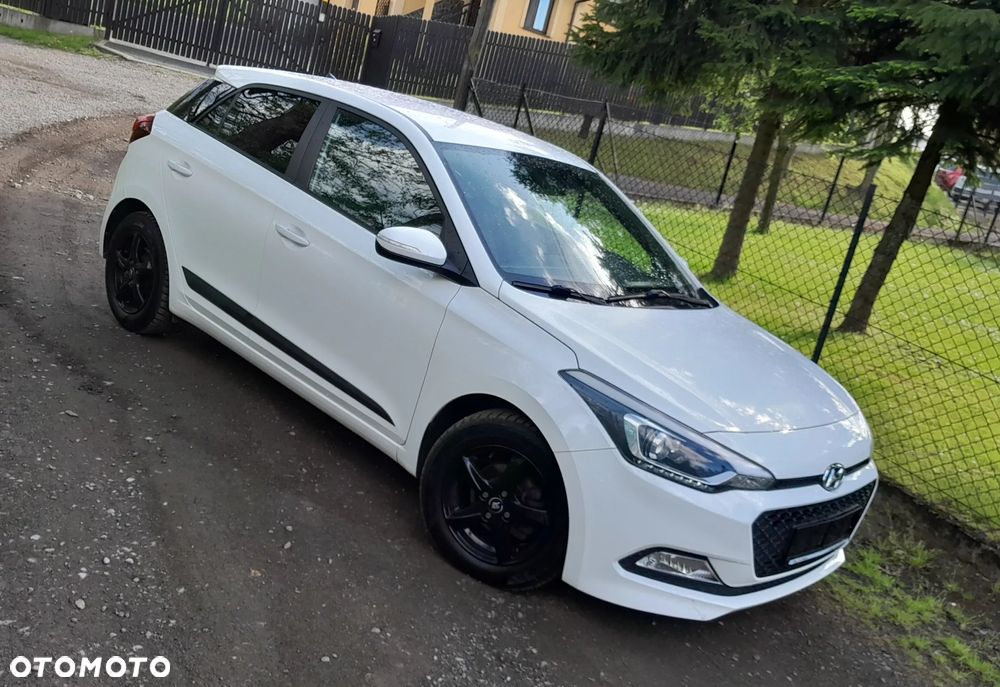 Hyundai i20 - 23
