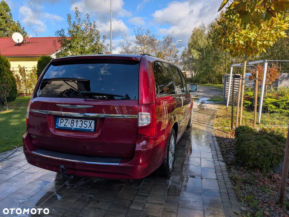 Chrysler Town & Country 3.6 Touring - 10