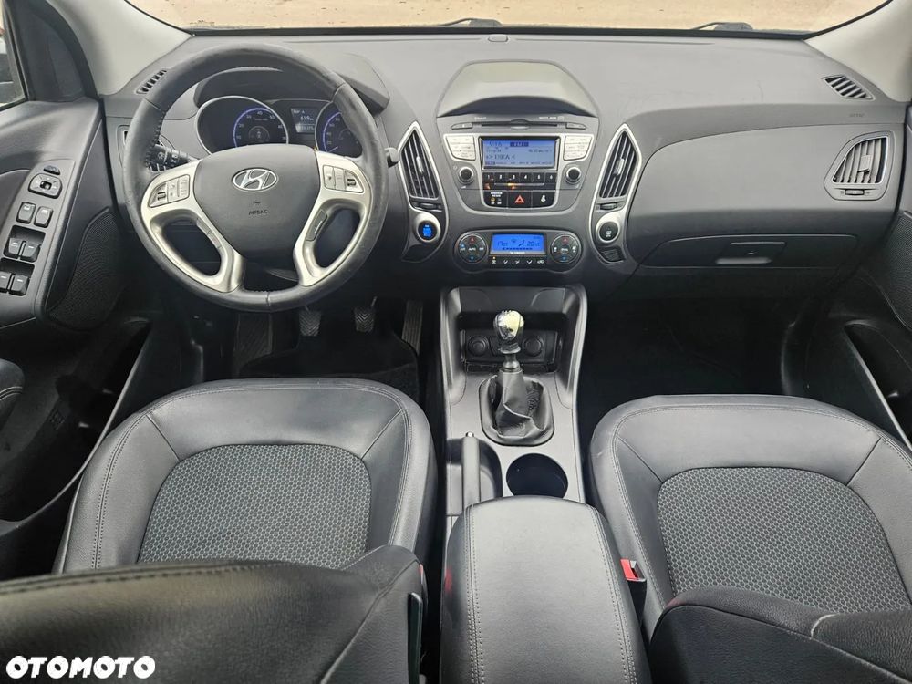 Hyundai ix35 1.6 2WD blue Comfort - 12