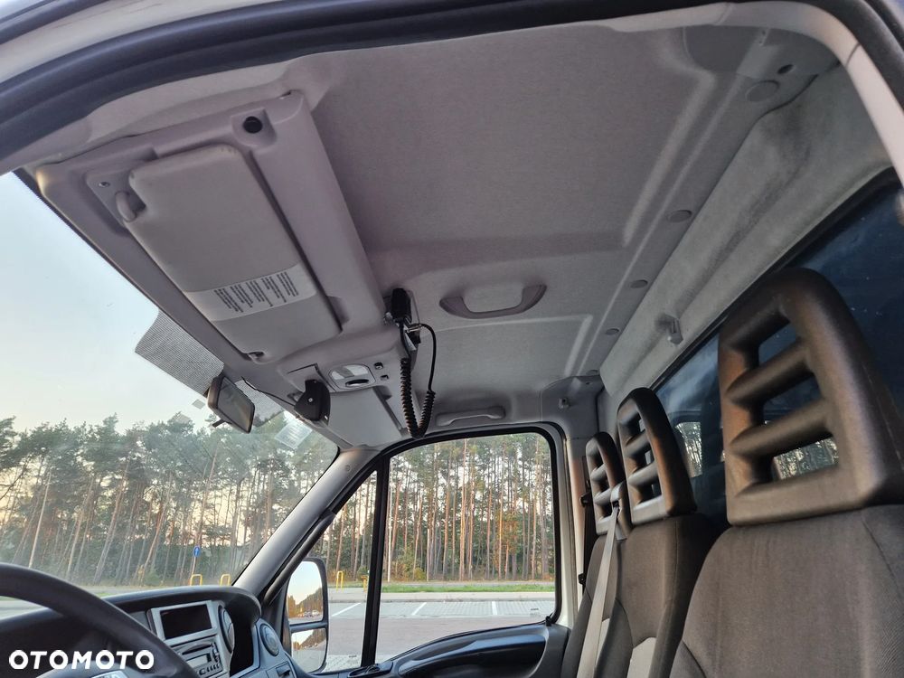 Iveco DAILY BLIŻNIAK - 25