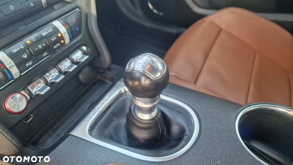 Ford Mustang 2.3 Eco Boost - 29