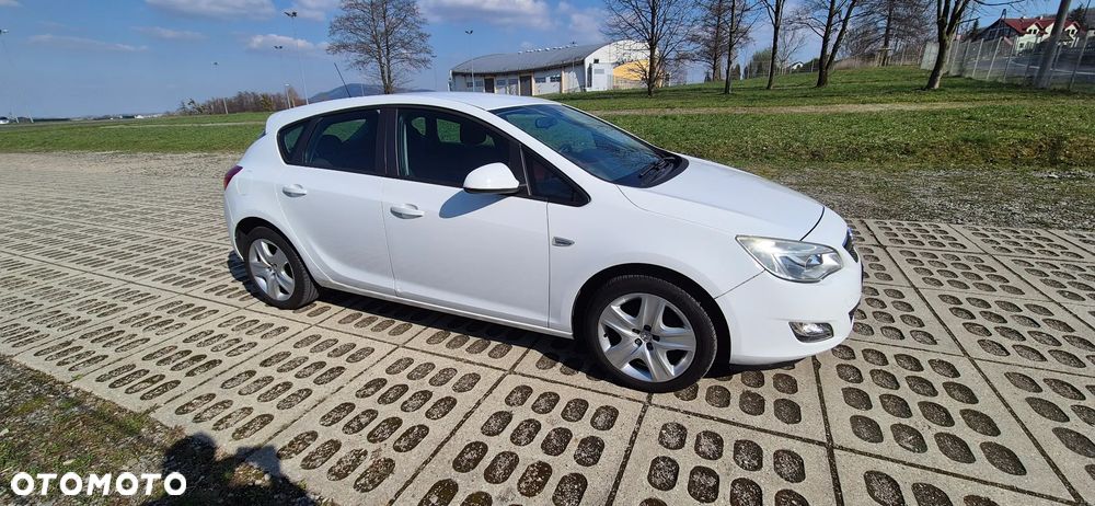 Opel Astra 1.4 ecoFLEX - 2