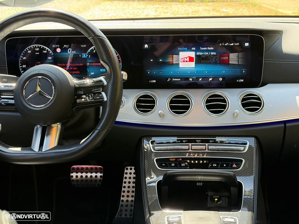 Mercedes-Benz E 300 de 4Matic 9G-TRONIC AMG Line - 11