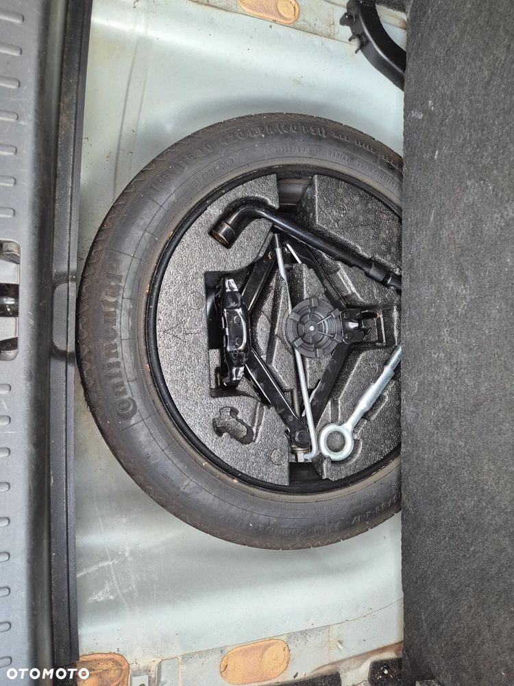 Volvo S80 2.5T Momentum - 4