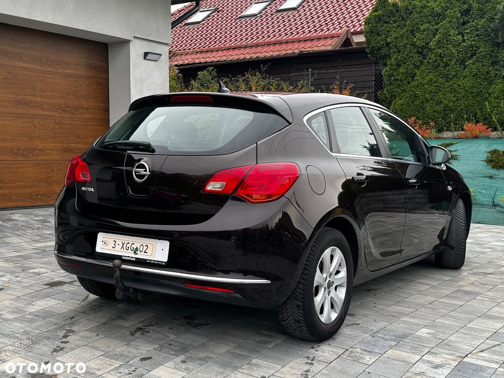 Opel Astra 1.4 T Cosmo - 3