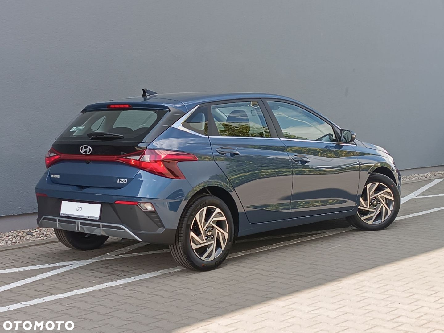 Hyundai i20 1.2 Modern - 6