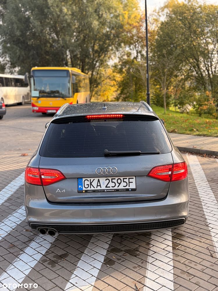 Audi A4 Avant - 10