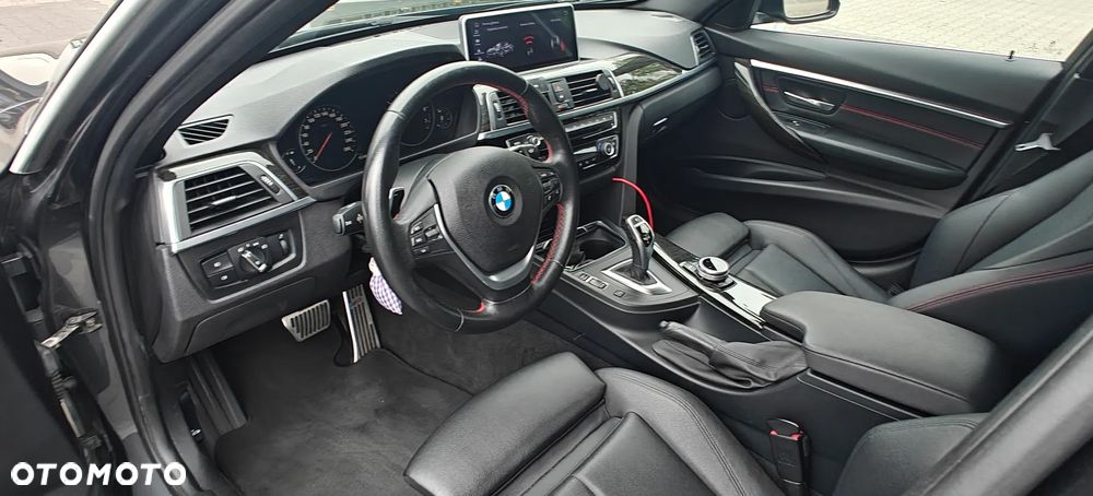 BMW Seria 3 330i - 20