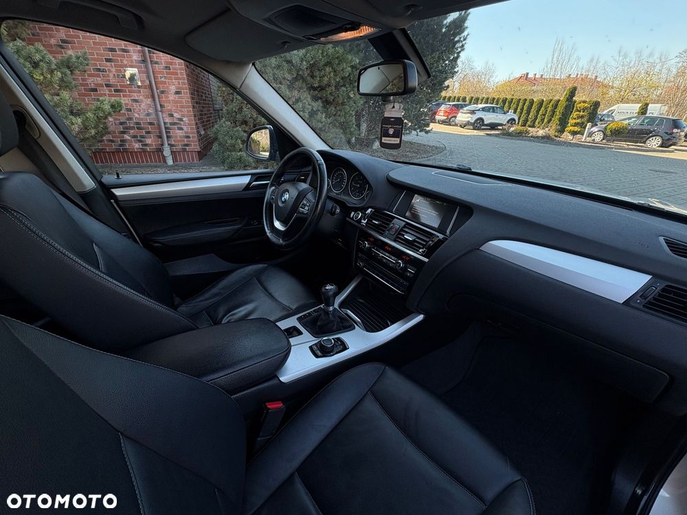 BMW X3 xDrive20d - 25