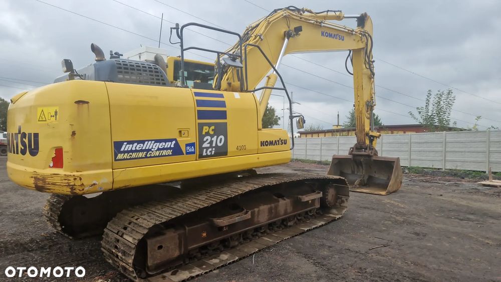 Komatsu PC210 LCi-10 - 5