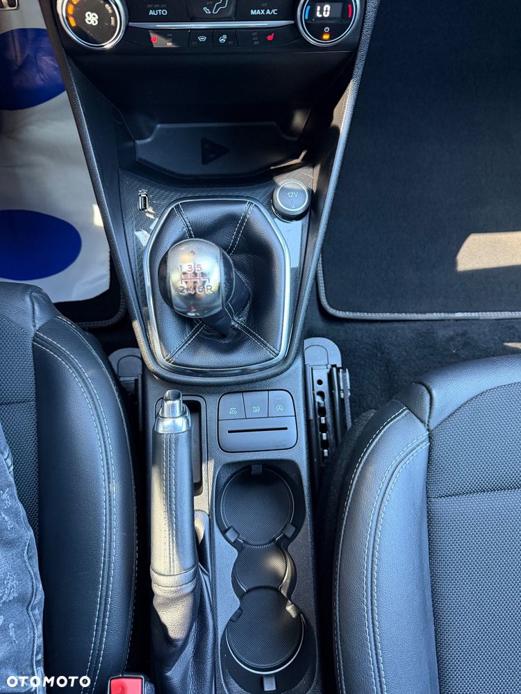 Ford Fiesta 1.0 EcoBoost S&S ST-LINE X - 21