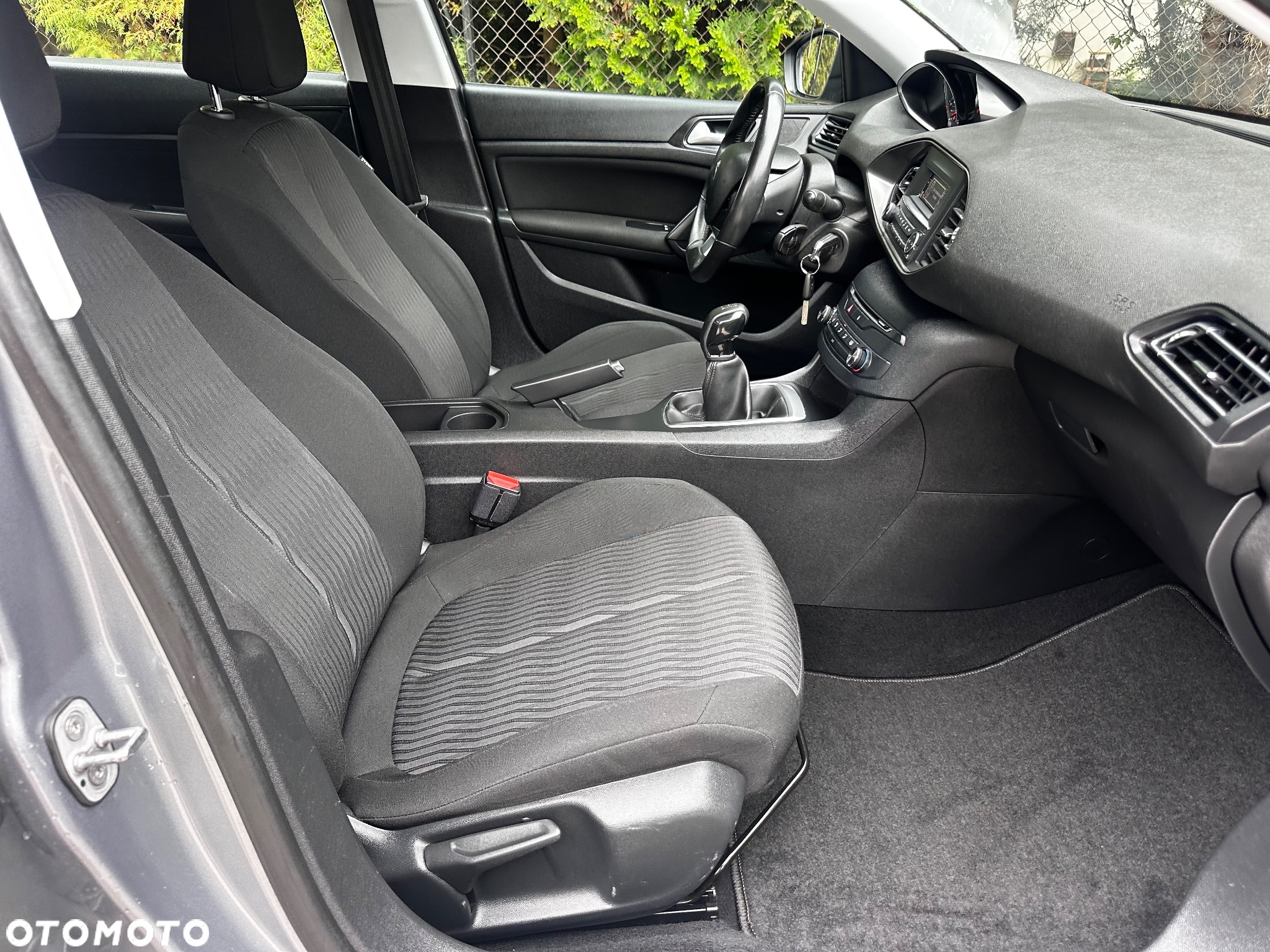 Peugeot 308 - 23