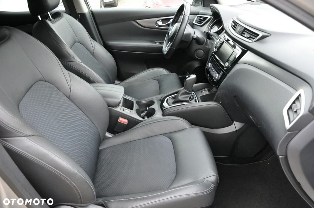 Nissan Qashqai 1.3 DIG-T Tekna+ DCT - 12