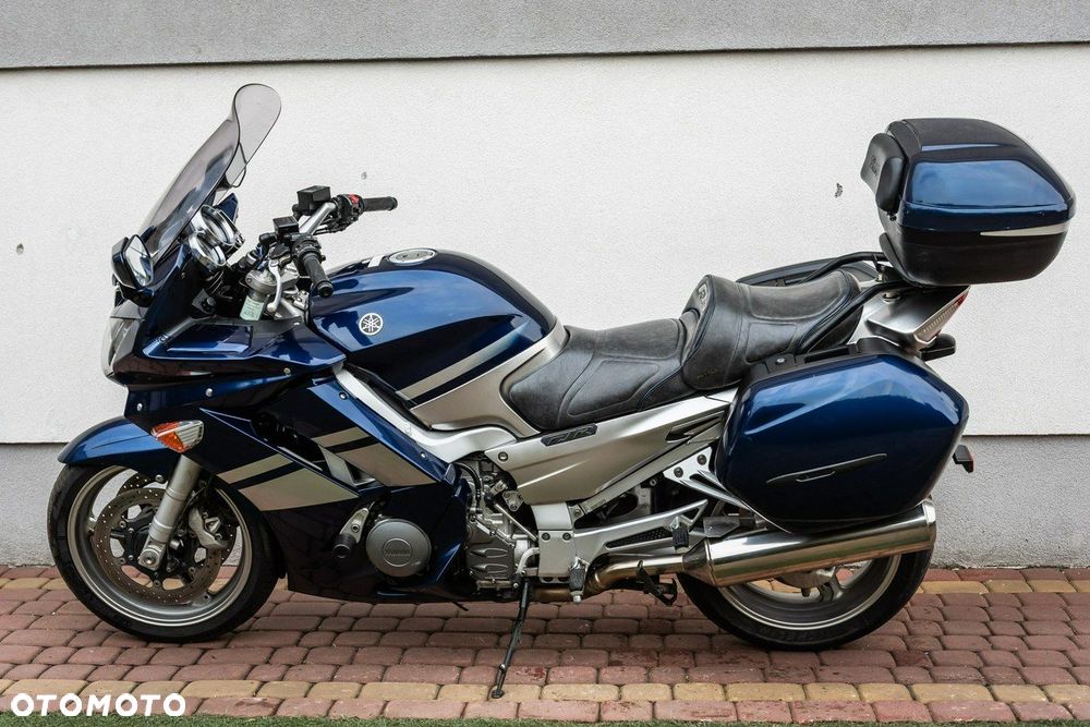 Yamaha FJR - 6