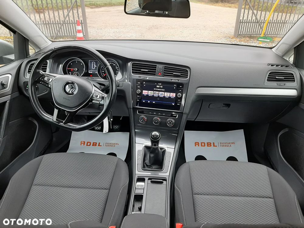 Volkswagen Golf 1.6 TDI (BlueMotion Technology) Comfortline - 20