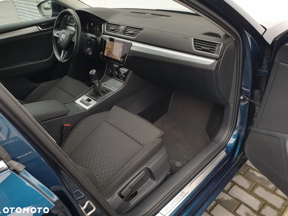 Skoda Superb 1.5 TSI Ambition - 7