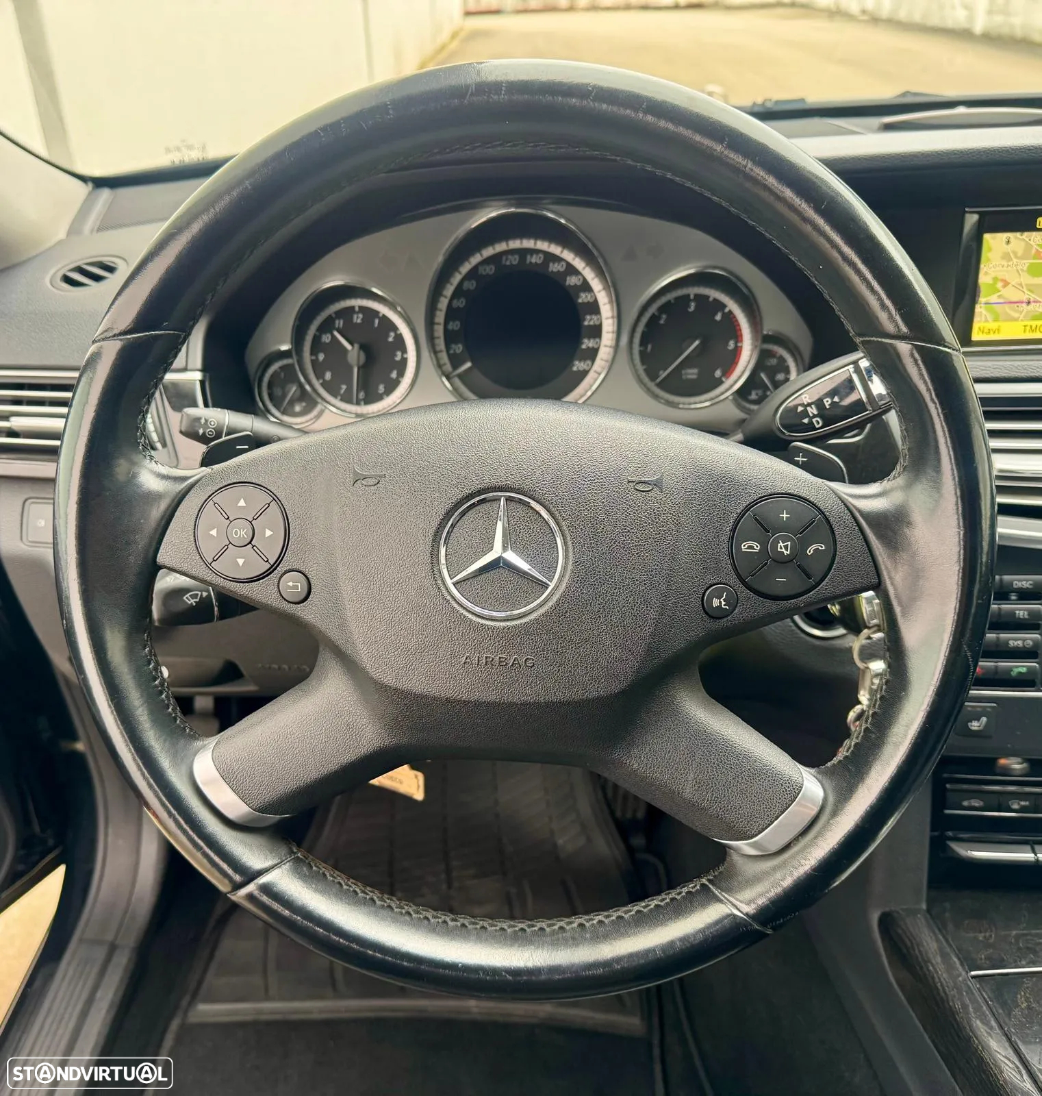 Mercedes-Benz E 220 BlueTEC Avantgarde Auto. - 15