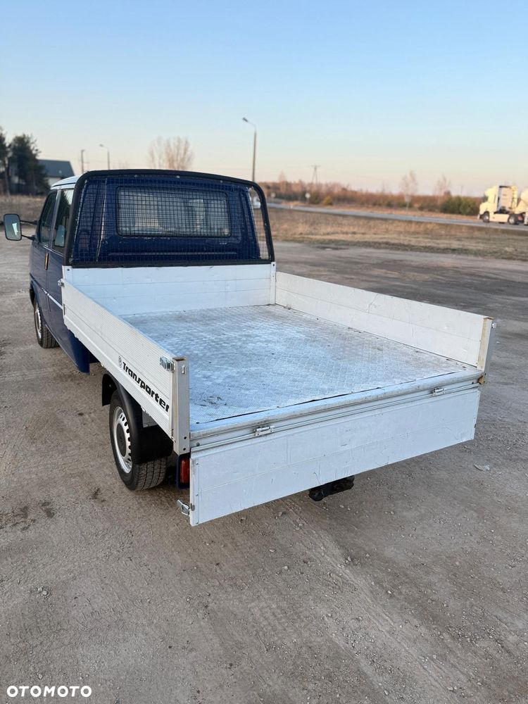 Volkswagen Transporter - 18