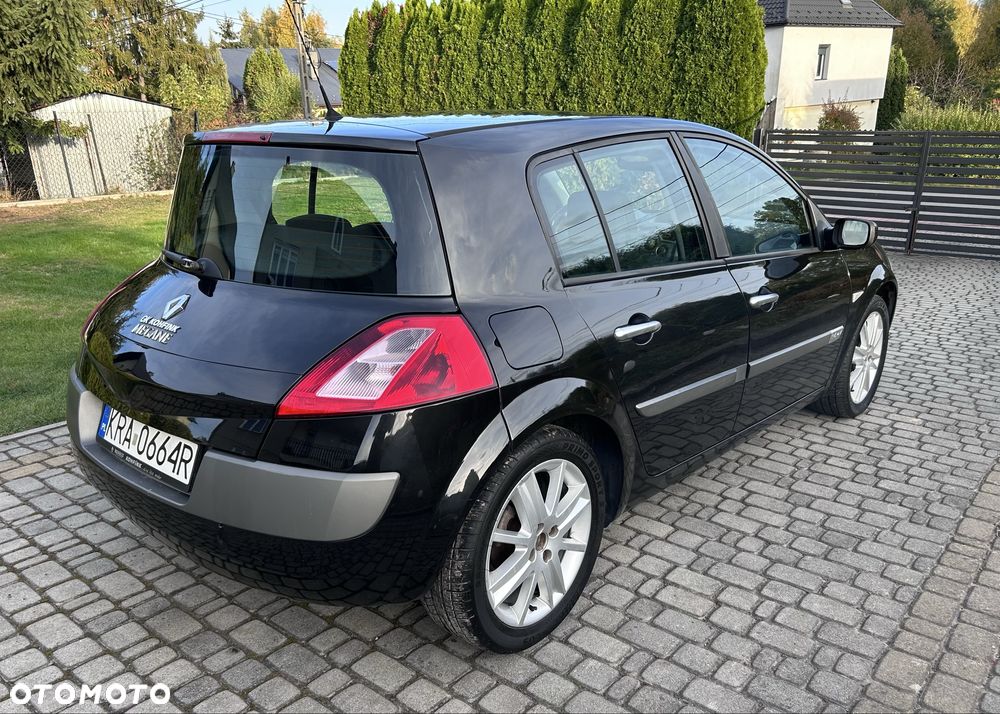 Renault Megane - 5