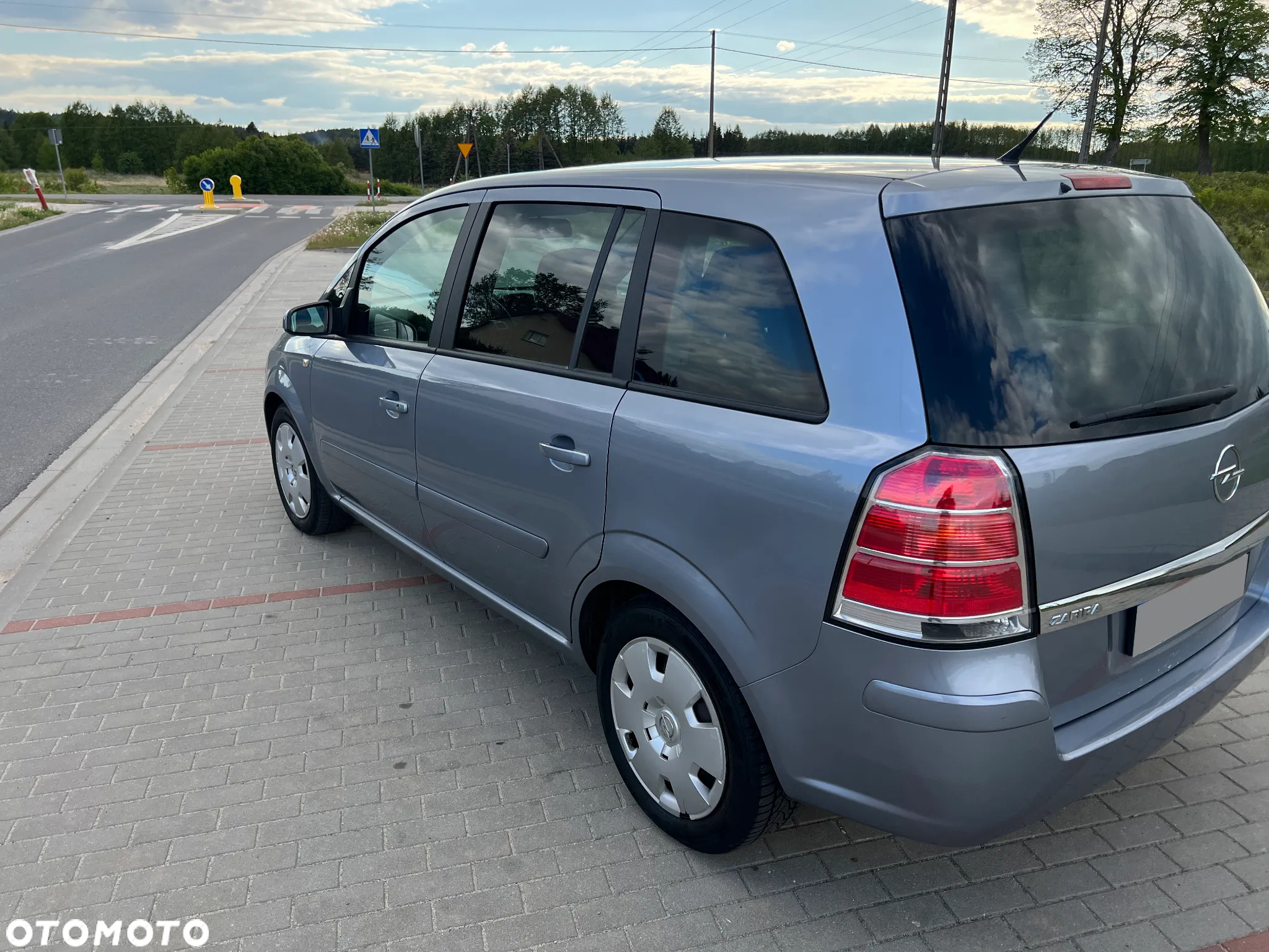 Opel Zafira 1.8 Elegance - 26