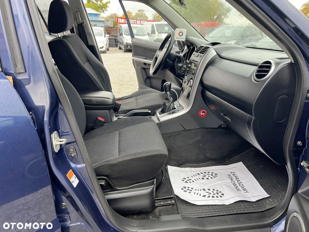 Suzuki Grand Vitara 2.0 - 13