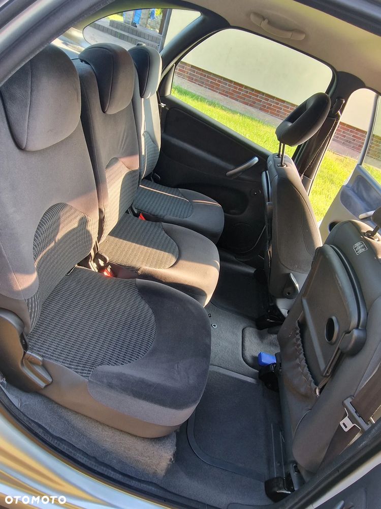 Citroën Xsara 1.6 16V Confort - 19