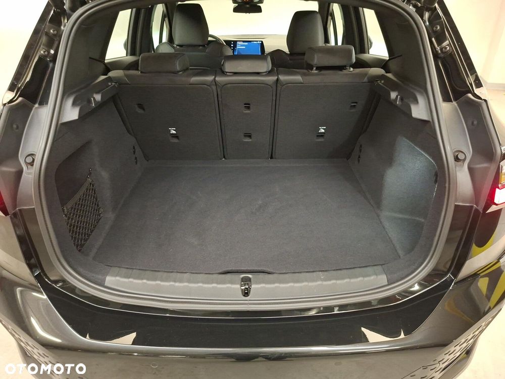 BMW Seria 2 218d M Sport sport - 18