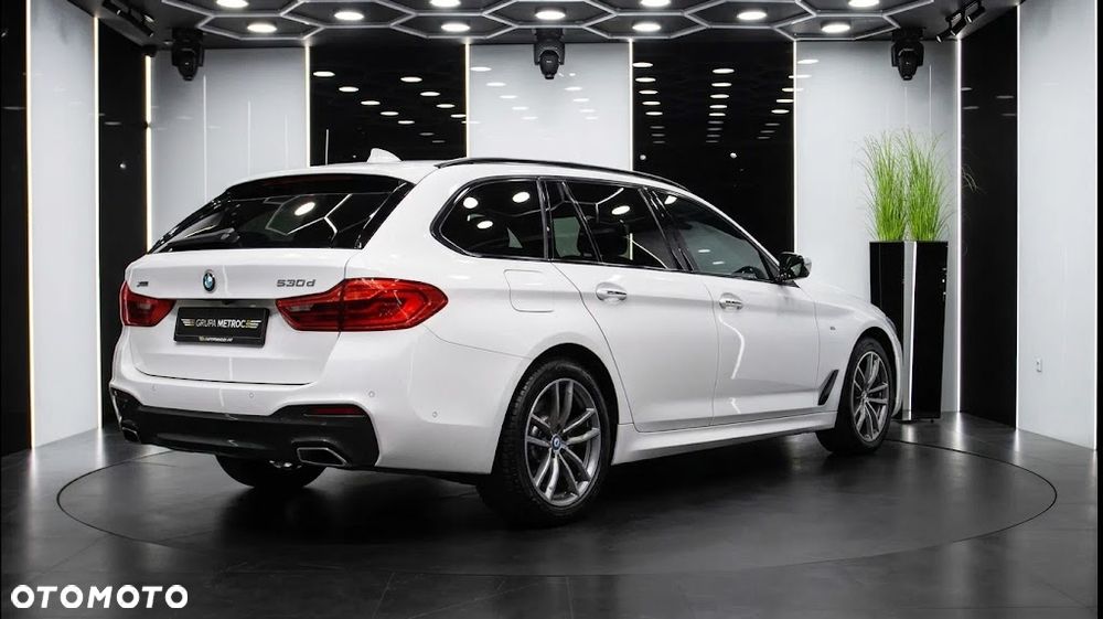 BMW Seria 5 520d xDrive mHEV M Sport sport - 6