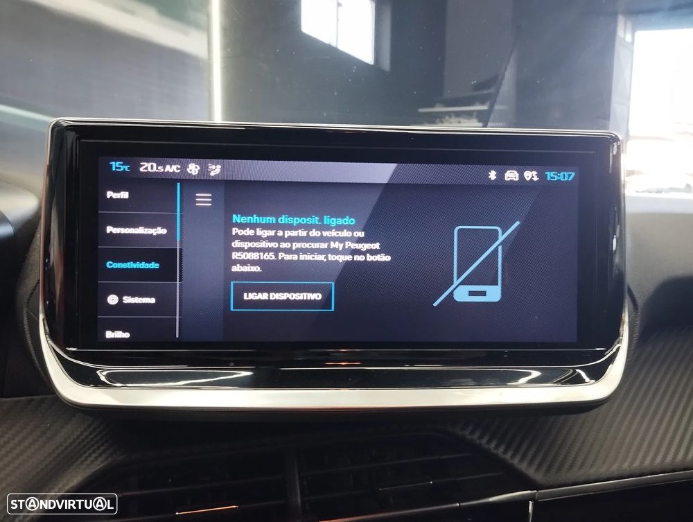Peugeot 208 1.2 Hybrid Allure e-DCS6 - 28