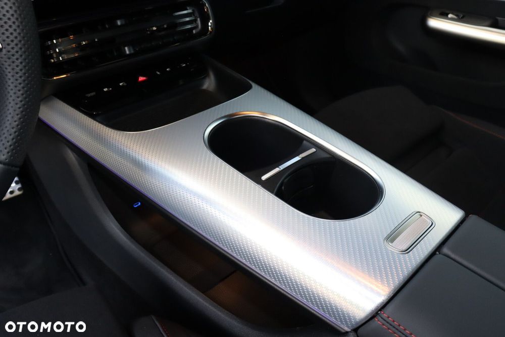 Mercedes-Benz CLA 200 mHEV 8G-DCT - 14