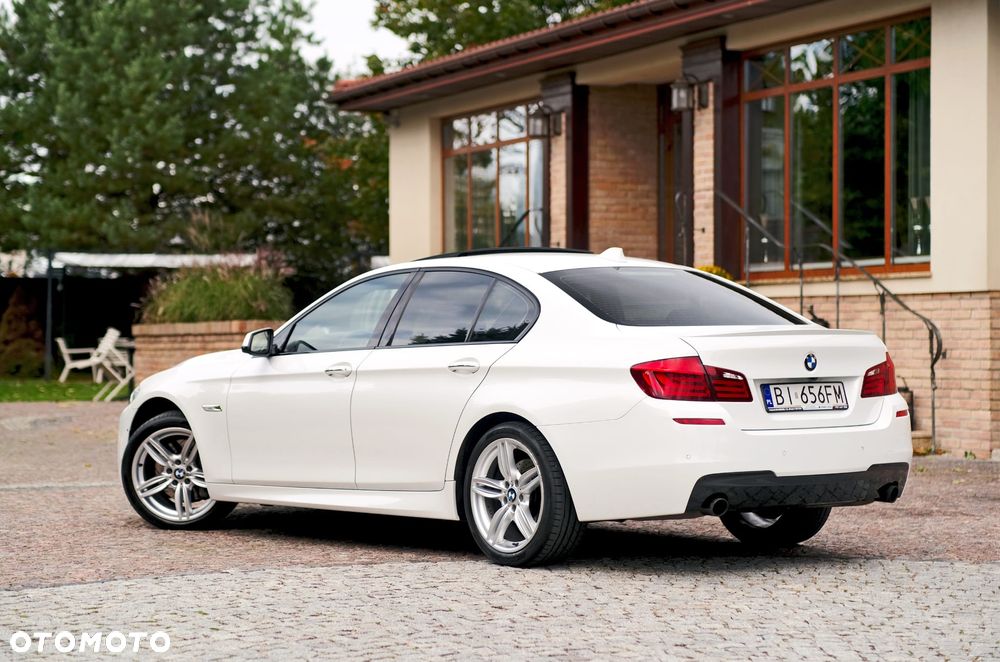BMW Seria 5 535i xDrive Sport-Aut - 30