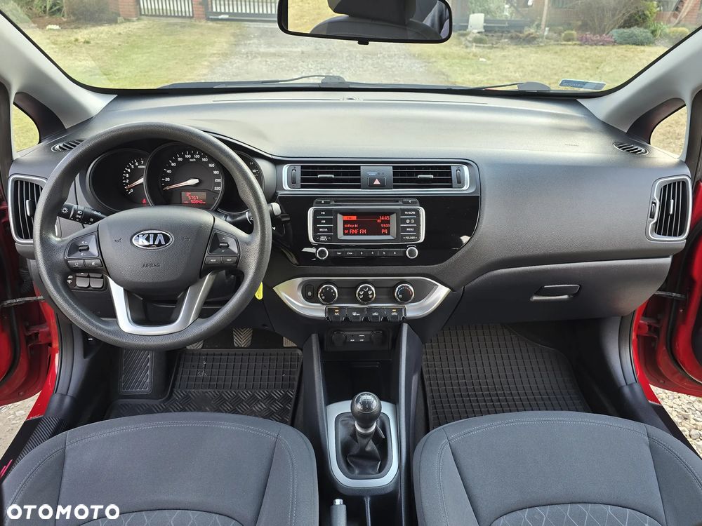 Kia Rio 1.2 L - 13