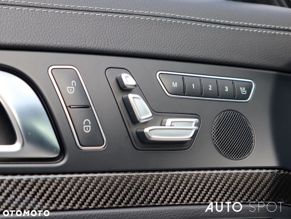 Mercedes-Benz SL 63 AMG AMG Speedshift MCT 7-Gang Sportgetriebe Edition 1 - 16