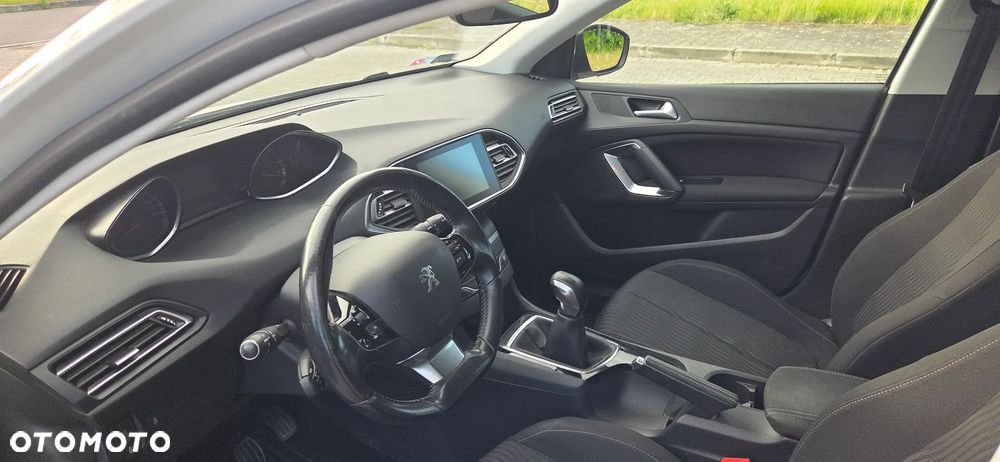 Peugeot 308 - 11
