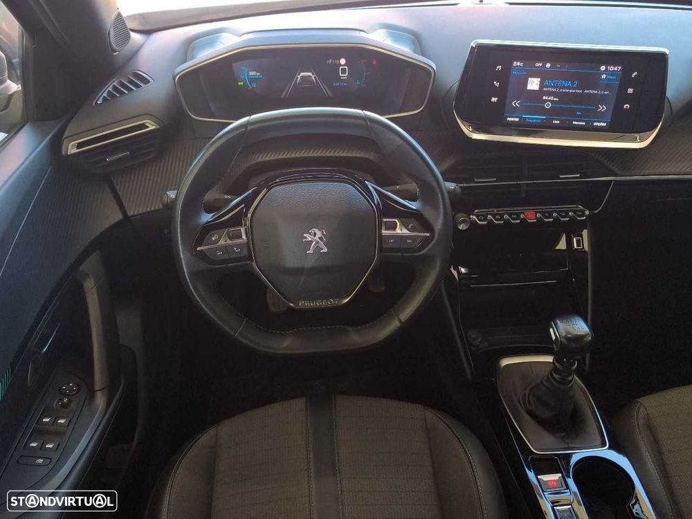 Peugeot 2008 1.2 PureTech Allure - 13