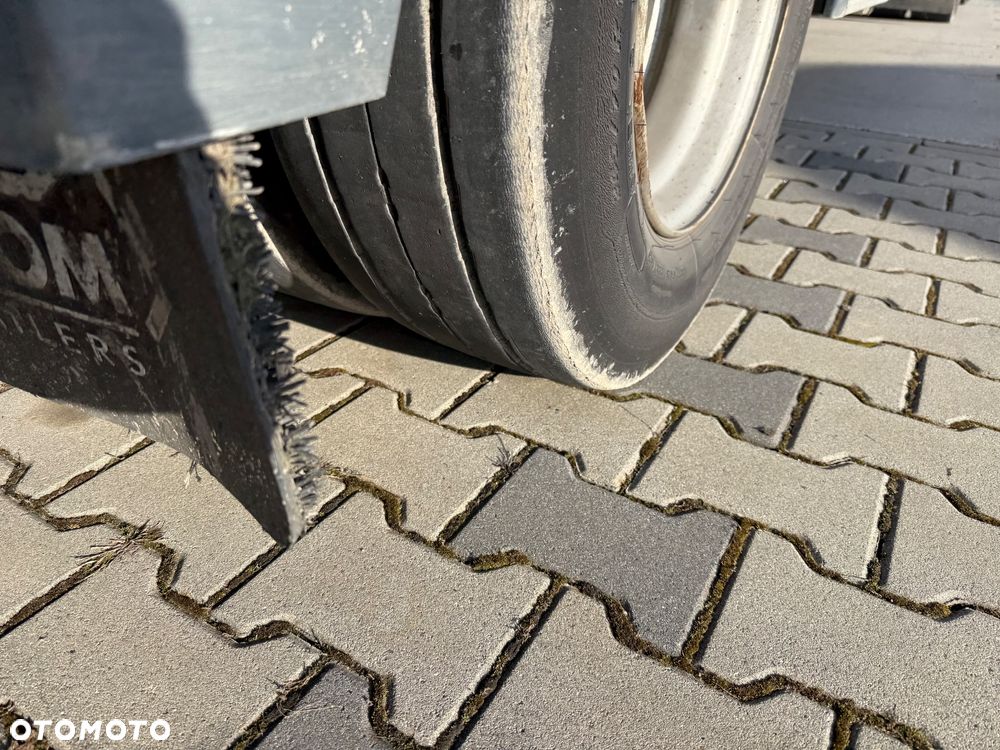 Nooteboom Nooteboom / 3 Osie / Skrętna oś / Osie SAF / Najazdy hydrauliczne + balkon / Poszerzenia / Sprowadzona / STAN BDB / / / - 22