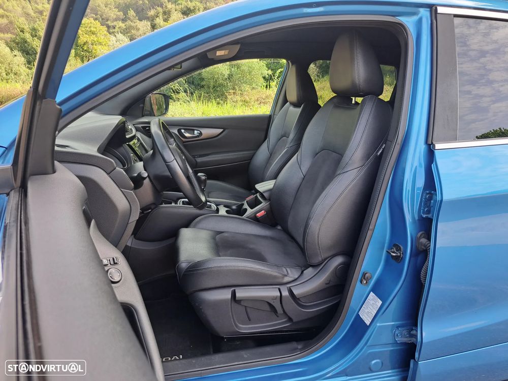 Nissan Qashqai 1.5 dCi N-Connecta J18 - 19