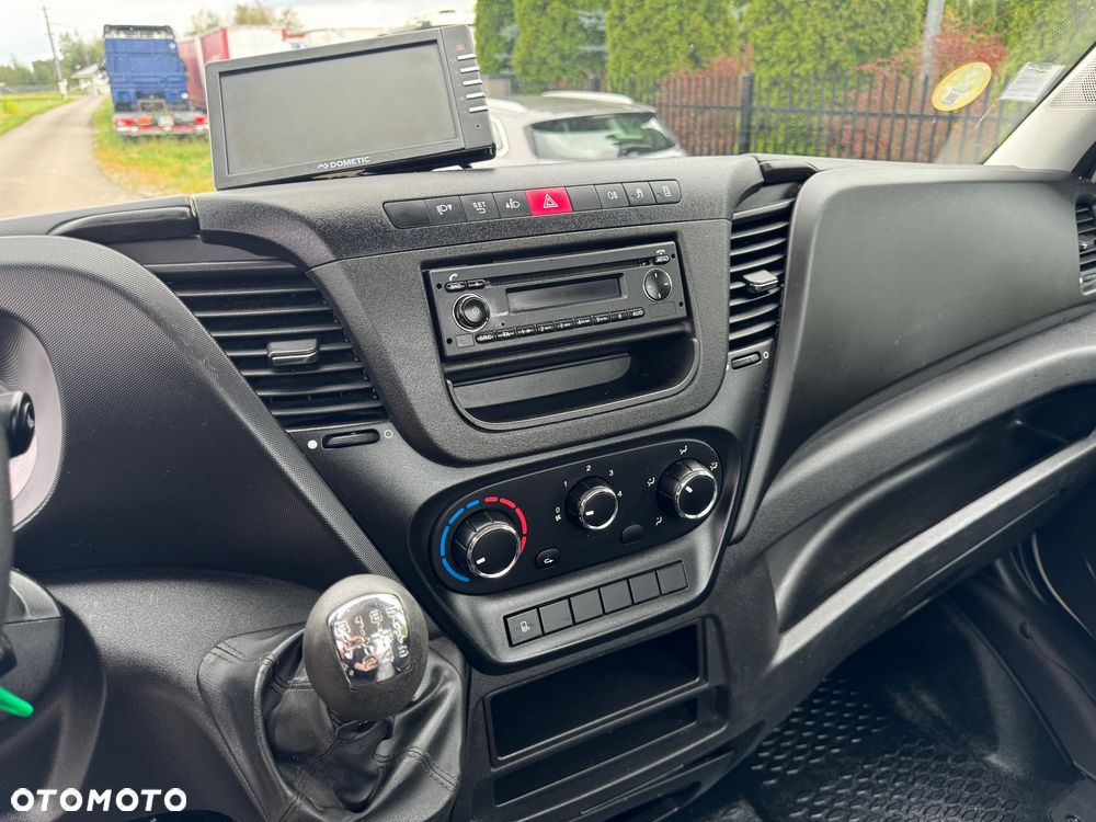 Iveco Daily 35c15 // Rozstaw osi 4,10 // SUPER STAN - 15