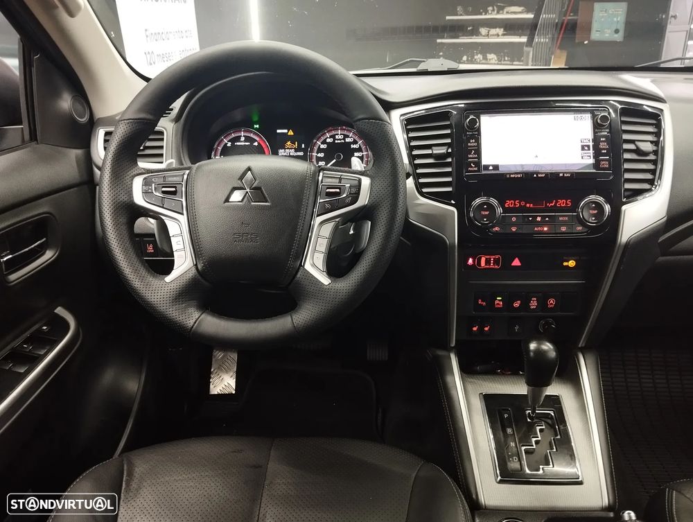 Mitsubishi L200 2.3 DI-D Strakar CD Intense AT 4WD - 17