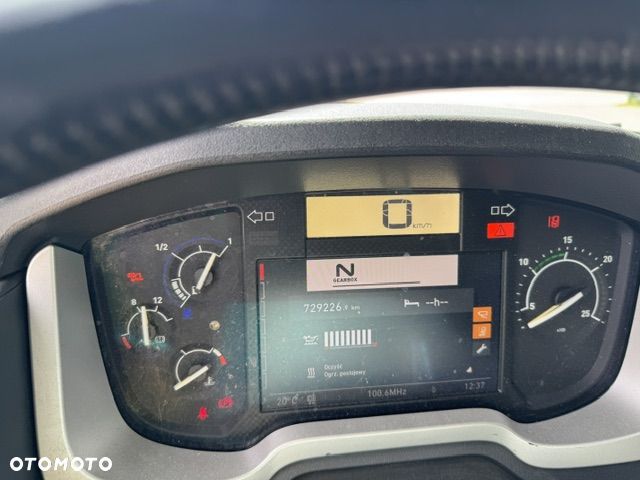 Renault T440 - 2