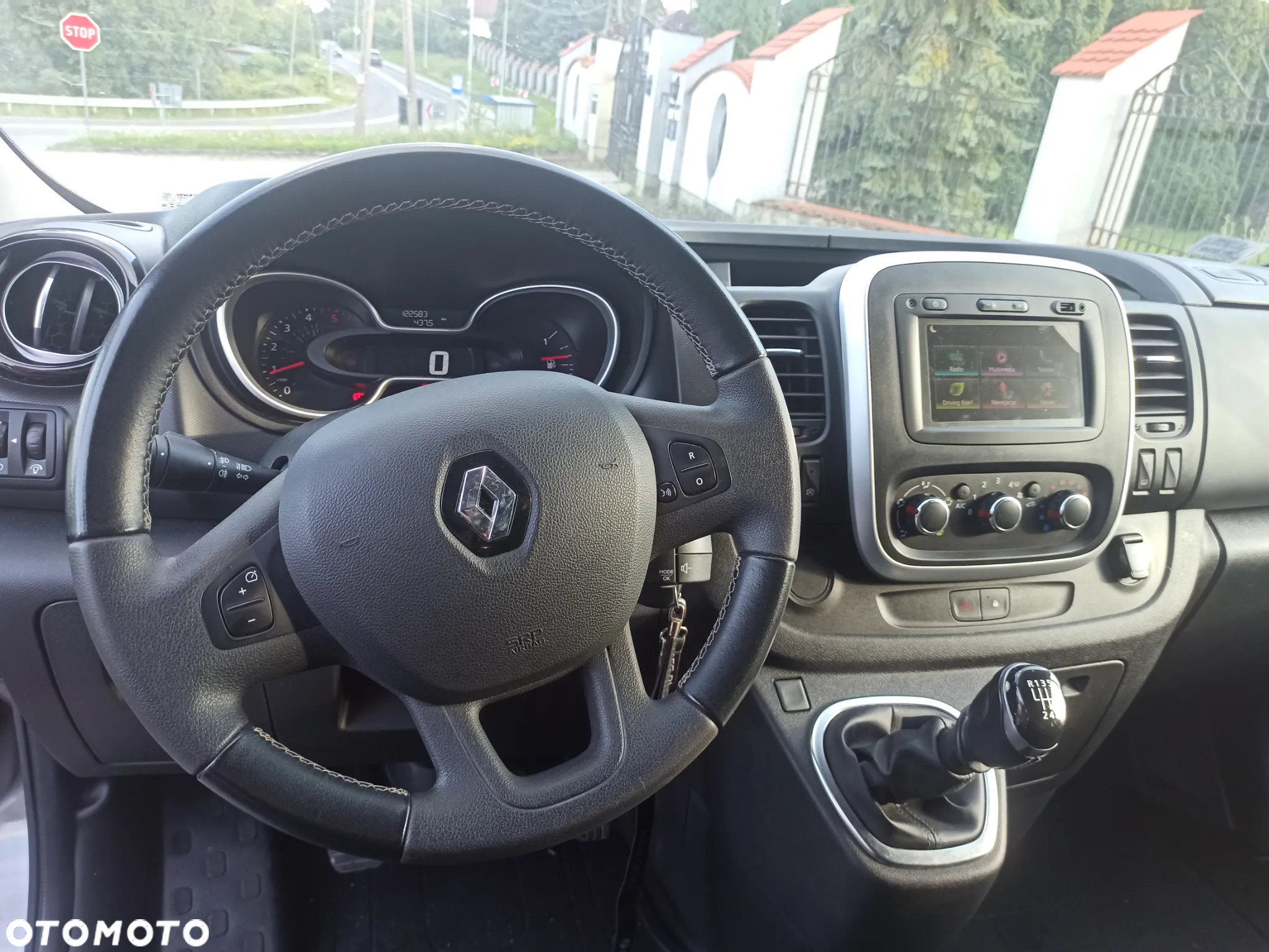 Renault Trafic Grand SpaceClass 2.0 dCi - 21
