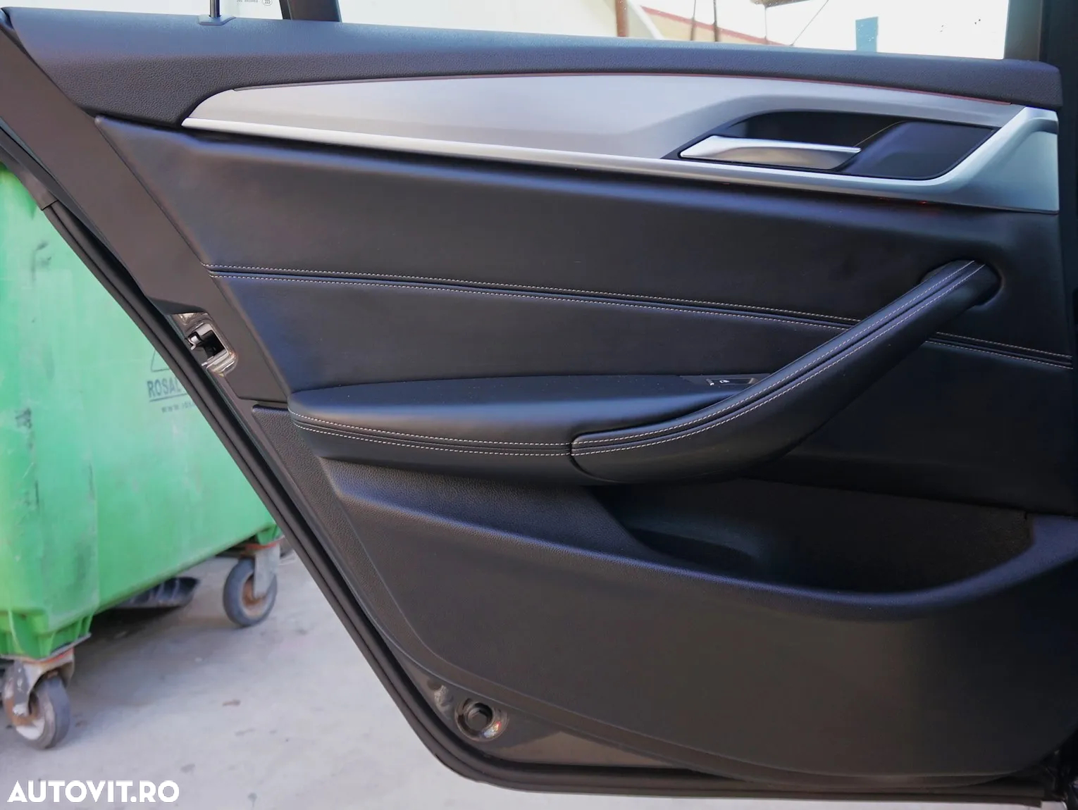 BMW Seria 5 530e - 26